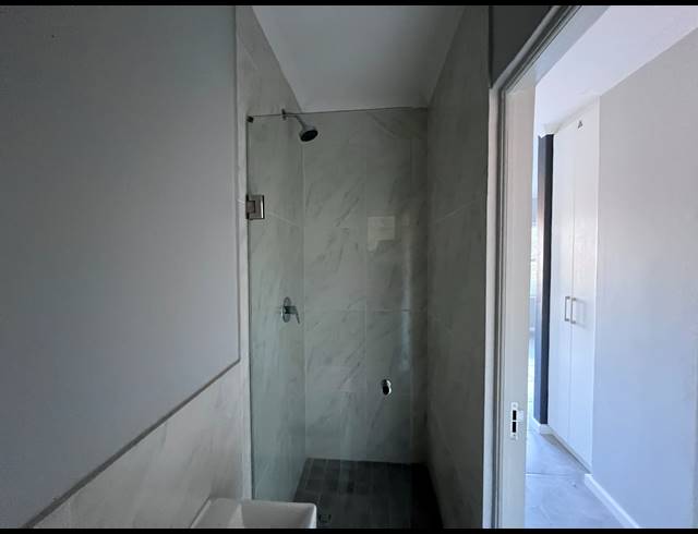 1 BEDROOM APARTMENT TO LET IN TABLE VIEW